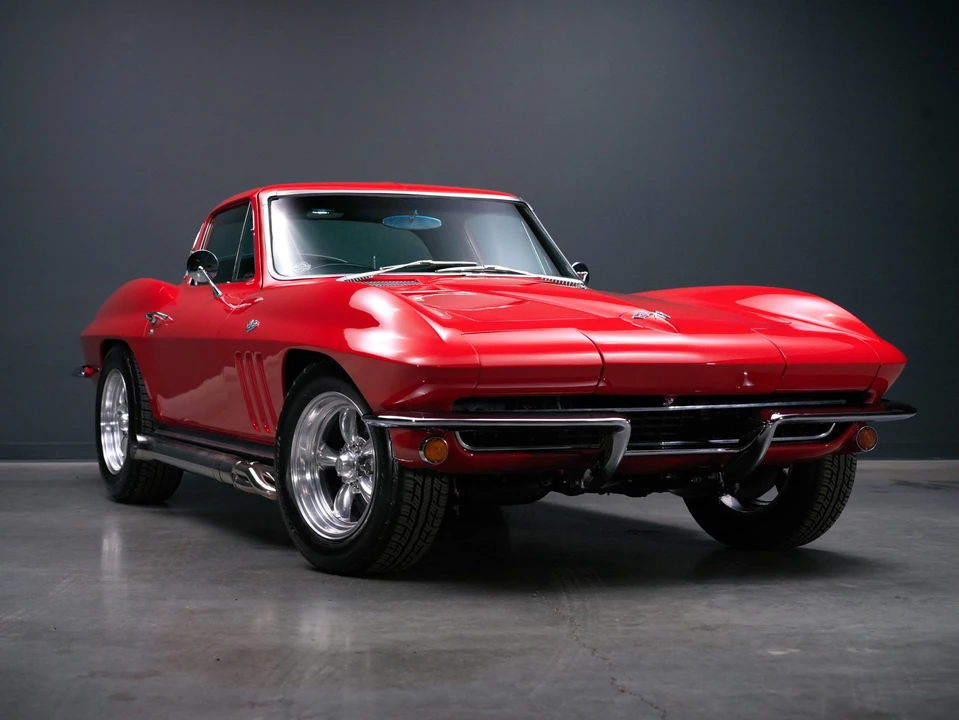 1965 Chevrolet Corvette C2 - Image 16 of 31