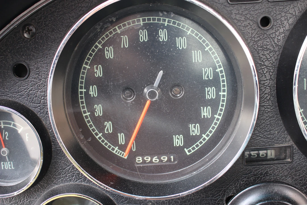 1965 Chevrolet Corvette C2 - Image 30 of 31