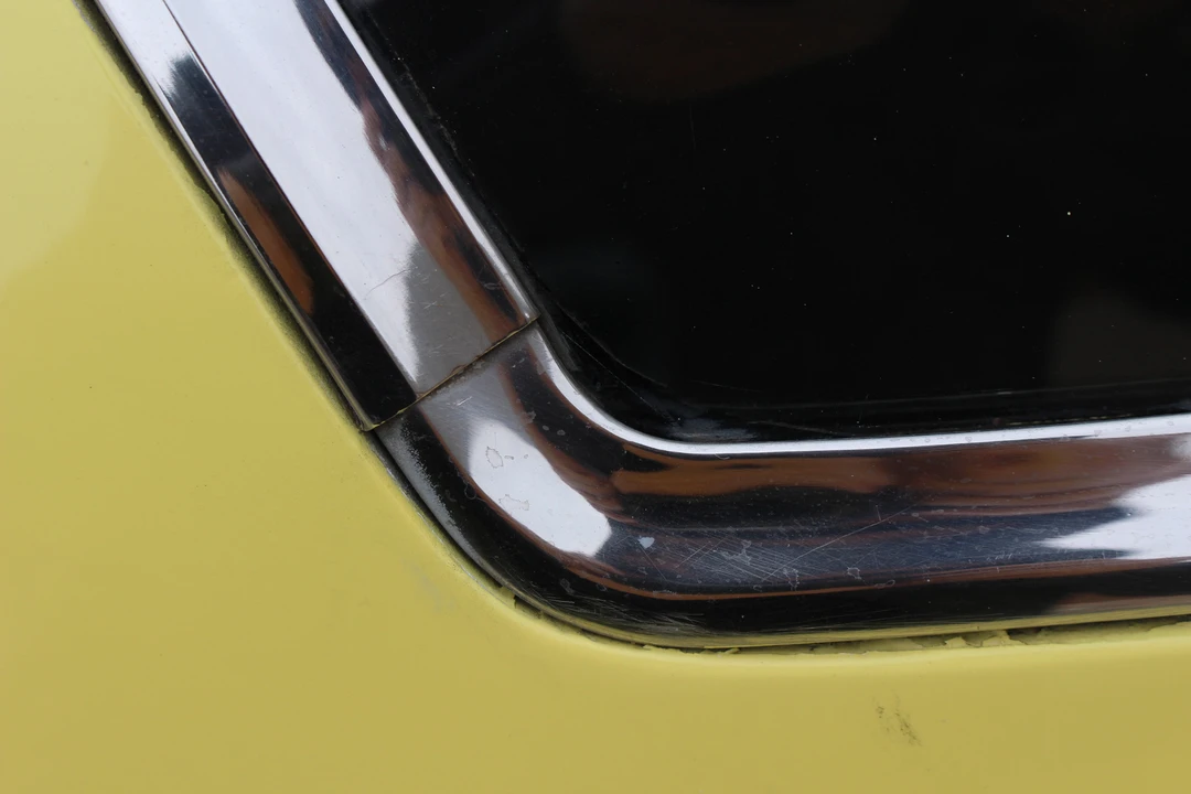 1965 Chevrolet Corvette C2 - Image 19 of 31