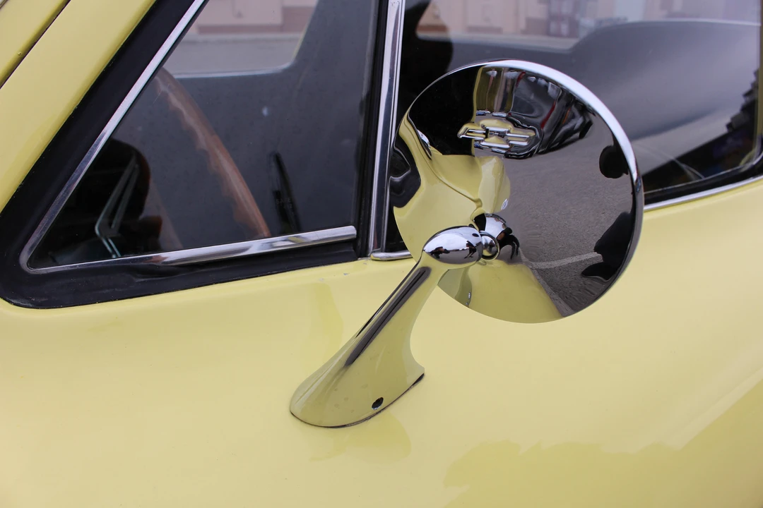 1965 Chevrolet Corvette C2 - Image 18 of 31