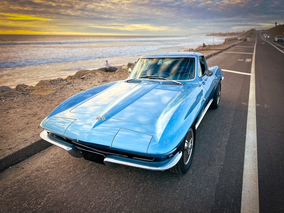 1965 Chevrolet Corvette C2 - Image 6 of 31