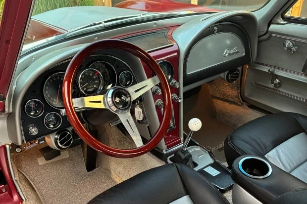 1965 Chevrolet Corvette C2 - Image 5 of 8