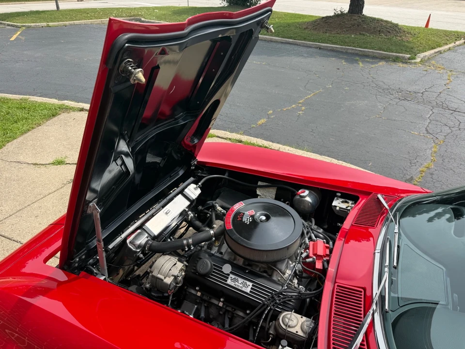 1965 Chevrolet Corvette C2 - Image 21 of 31