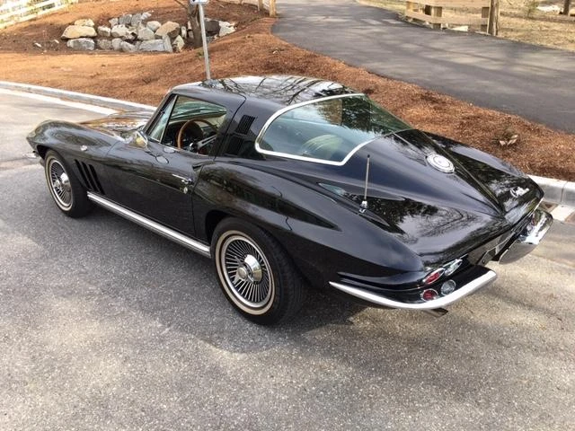 1965 Chevrolet Corvette C2 - Image 19 of 31