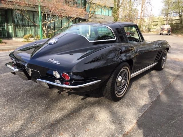 1965 Chevrolet Corvette C2 - Image 25 of 31