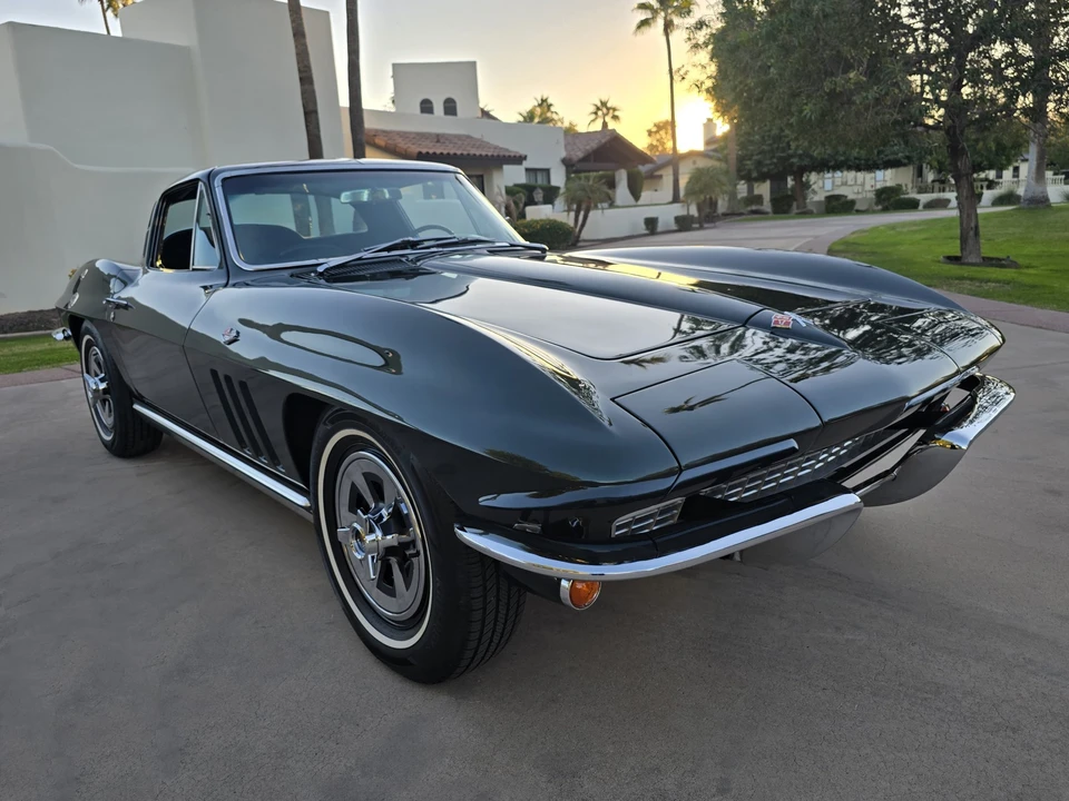 1965 Chevrolet Corvette C2 - Image 13 of 31