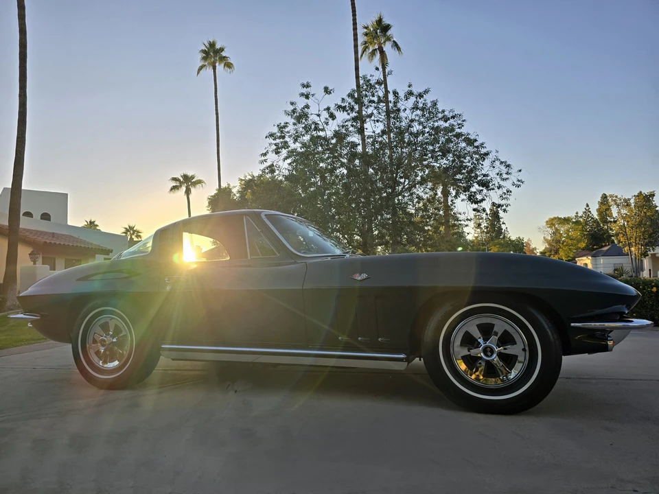 1965 Chevrolet Corvette C2 - Image 12 of 31