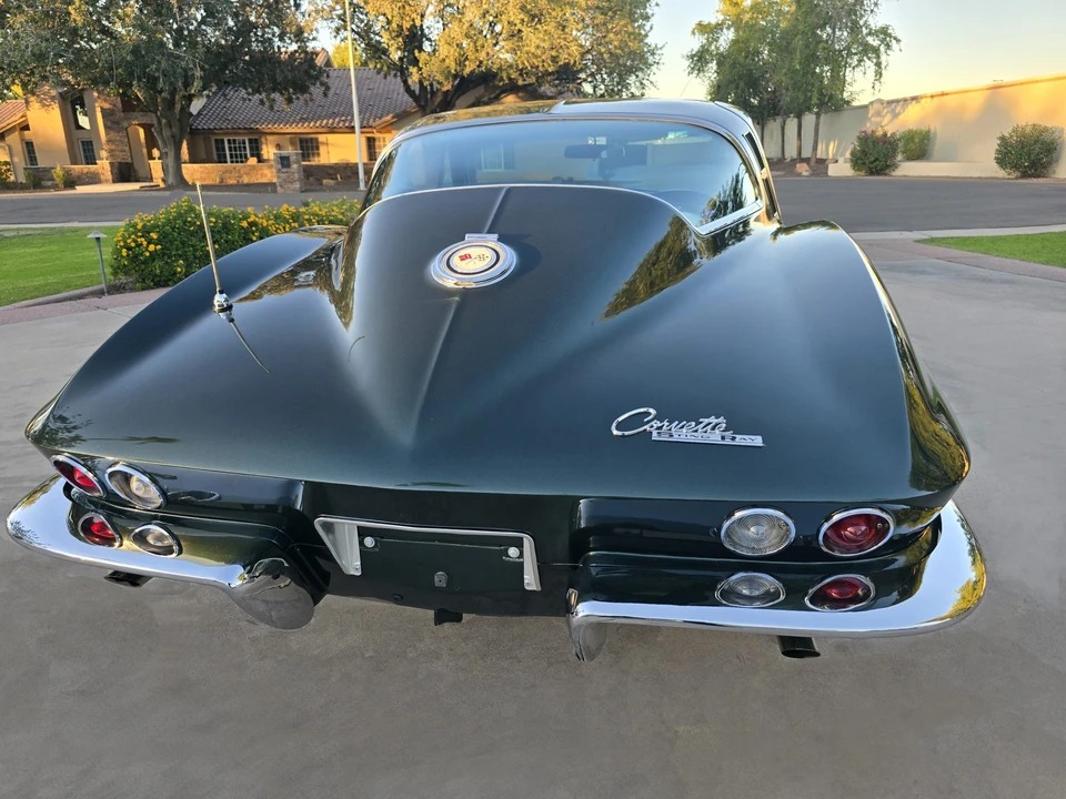 1965 Chevrolet Corvette C2 - Image 10 of 31