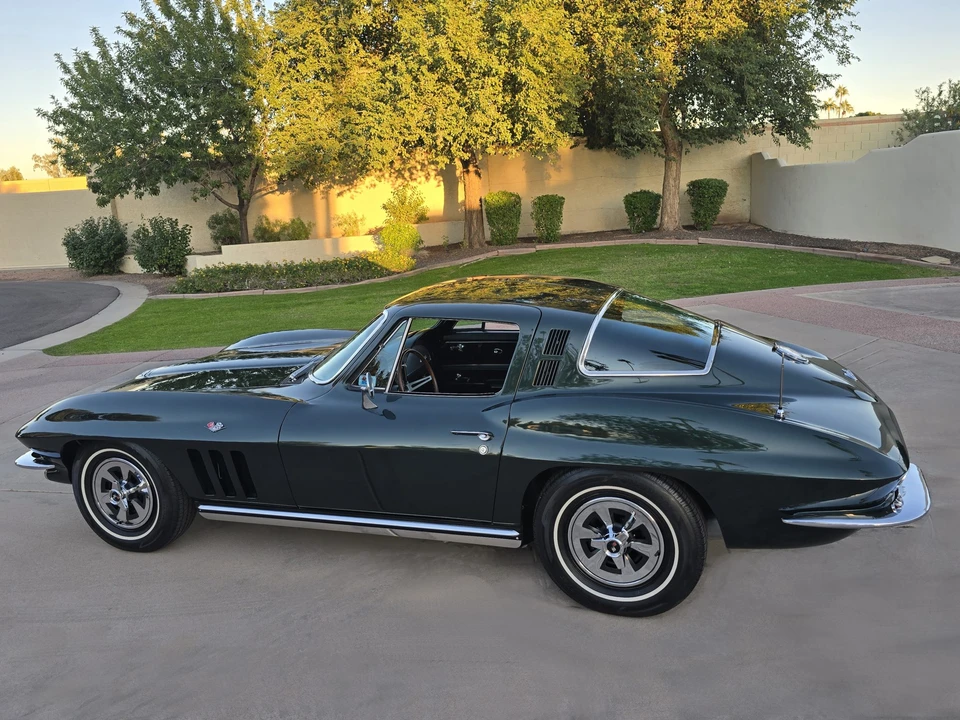 1965 Chevrolet Corvette C2 - Image 8 of 31