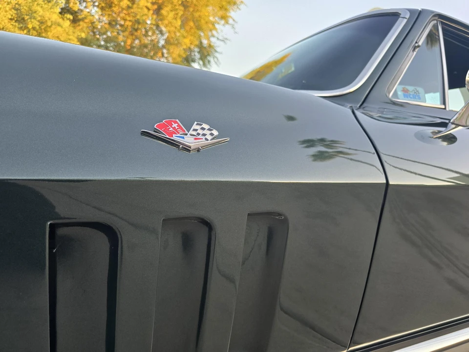 1965 Chevrolet Corvette C2 - Image 17 of 31
