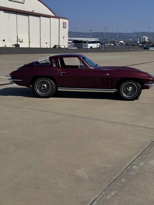 1965 Chevrolet Corvette C2 - Image 15 of 31