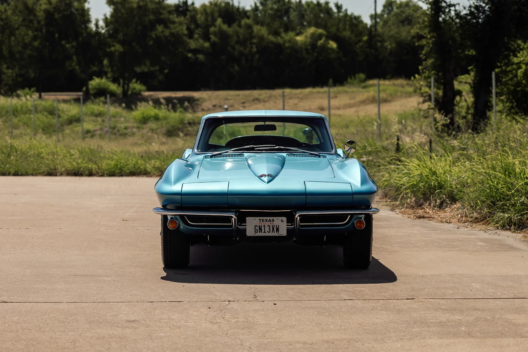 1965 Chevrolet Corvette C2 - Image 8 of 31
