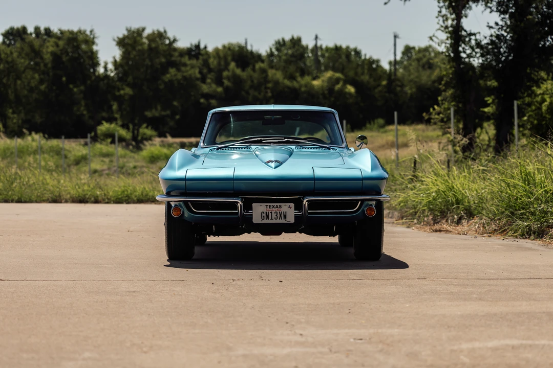 1965 Chevrolet Corvette C2 - Image 9 of 31