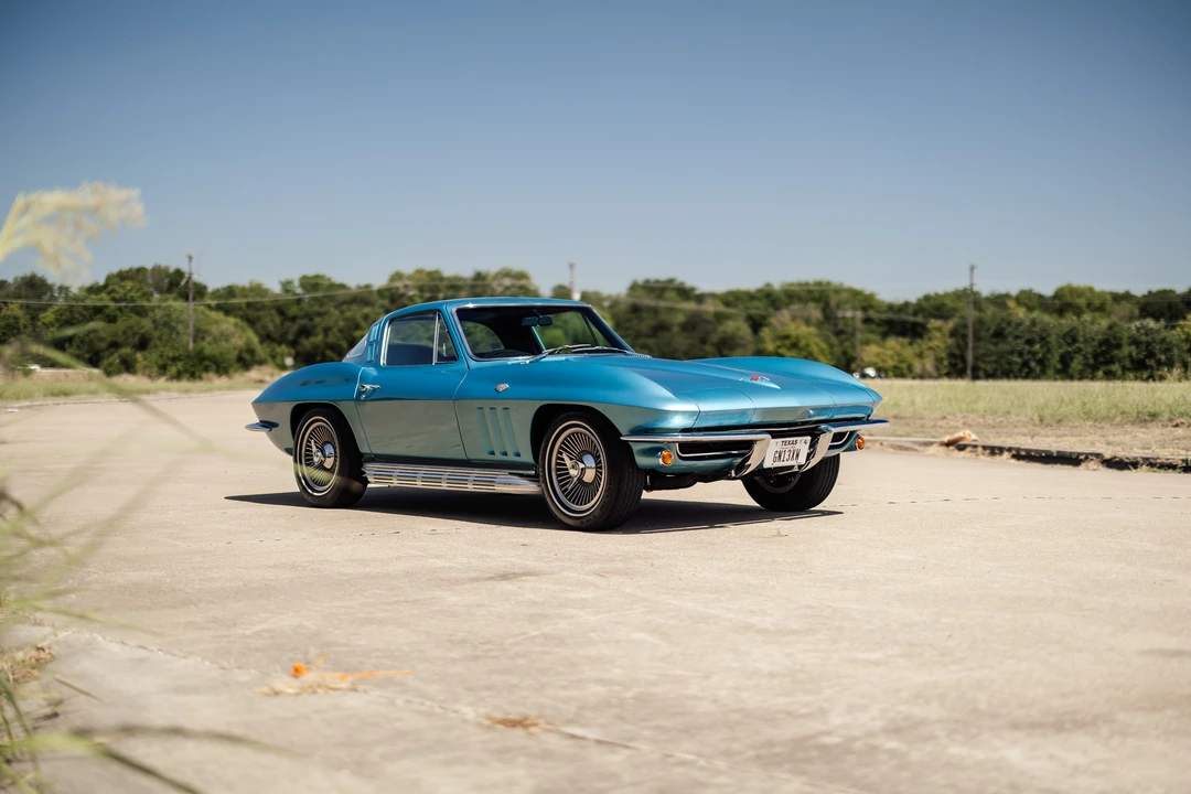 1965 Chevrolet Corvette C2 - Image 11 of 31