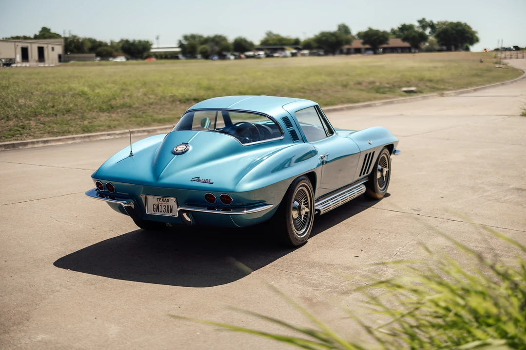 1965 Chevrolet Corvette C2 - Image 17 of 31