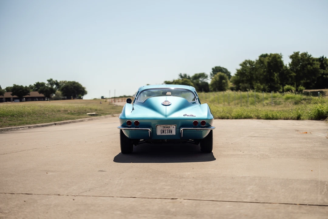 1965 Chevrolet Corvette C2 - Image 20 of 31