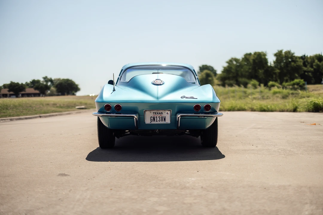 1965 Chevrolet Corvette C2 - Image 21 of 31