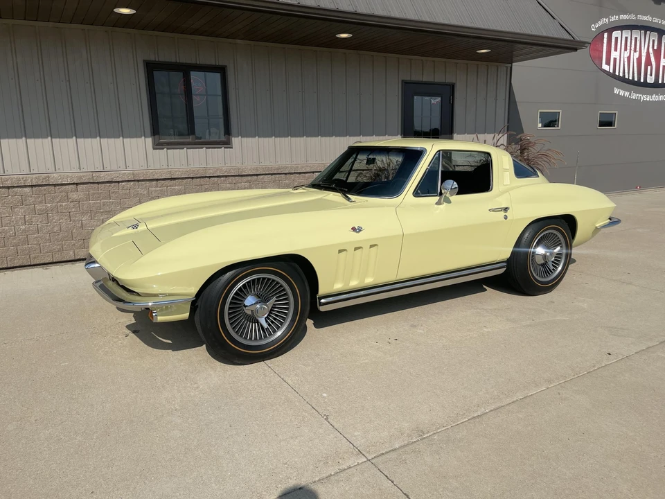 1965 Chevrolet Corvette C2 - Image 7 of 31