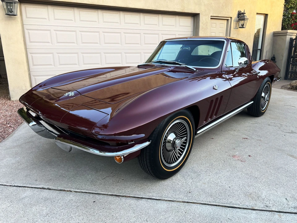 1965 Chevrolet Corvette C2 - Image 13 of 31