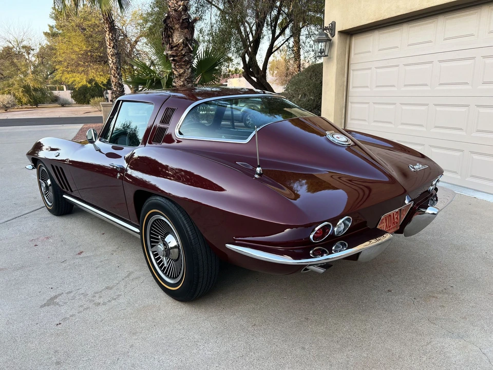 1965 Chevrolet Corvette C2 - Image 20 of 31