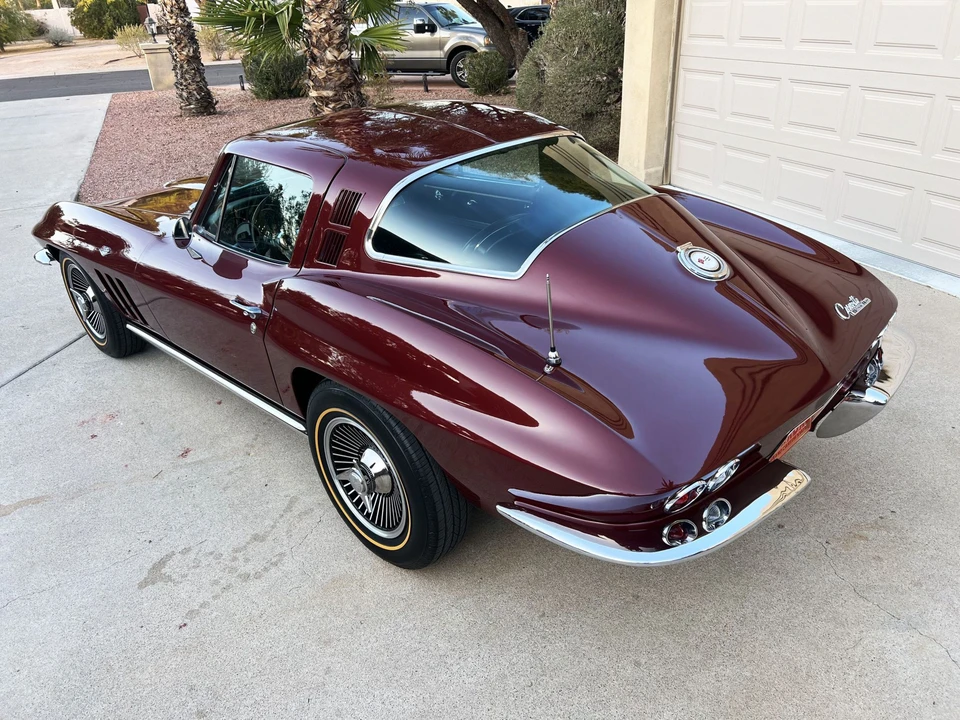 1965 Chevrolet Corvette C2 - Image 19 of 31