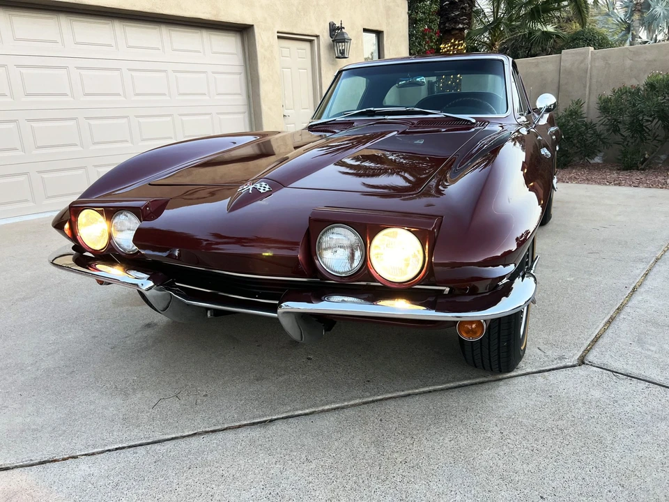 1965 Chevrolet Corvette C2 - Image 6 of 31