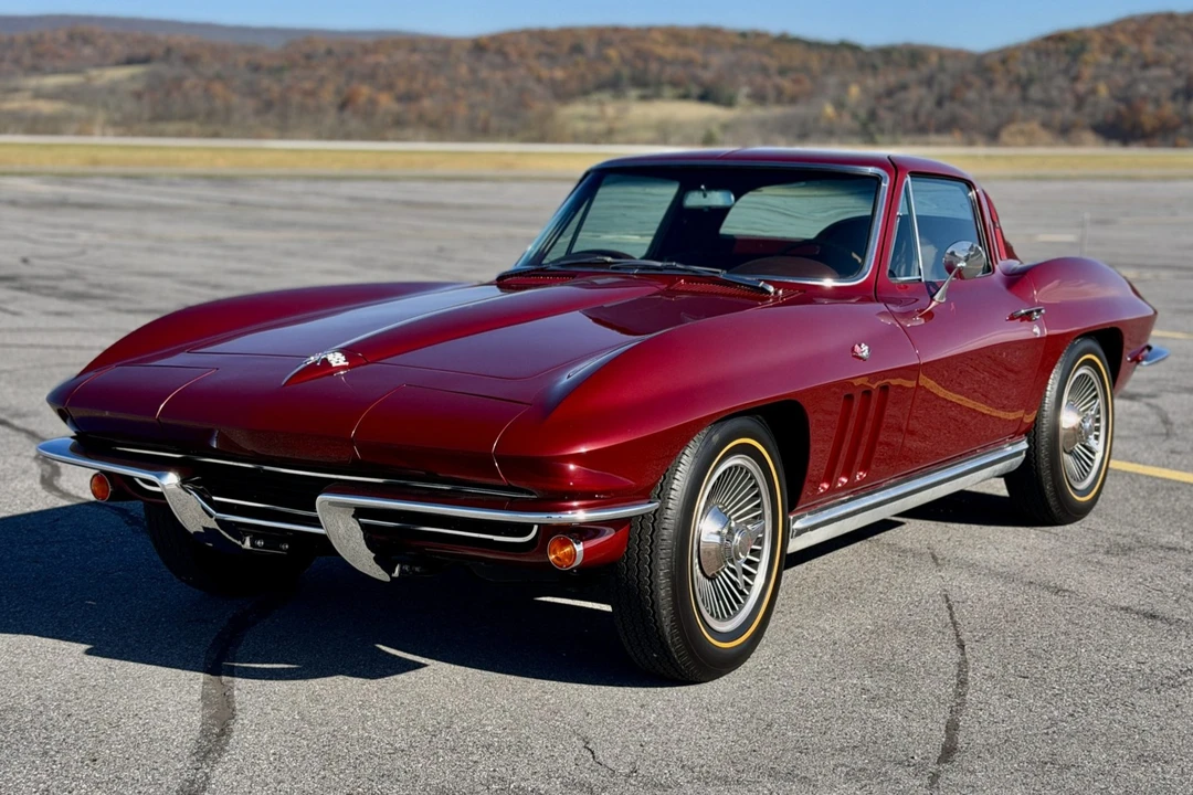 1965 Chevrolet Corvette C2 - Image 1 of 31