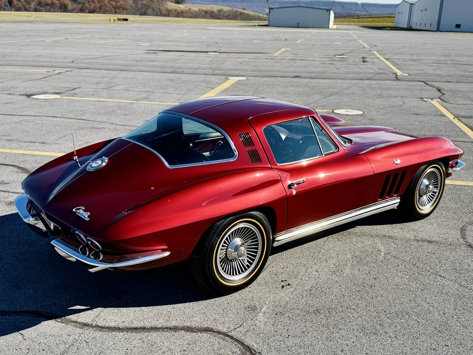 1965 Chevrolet Corvette C2 - Image 24 of 31