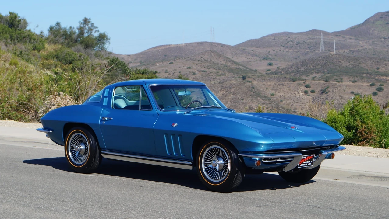 1965 Chevrolet Corvette C2 - Image 12 of 31