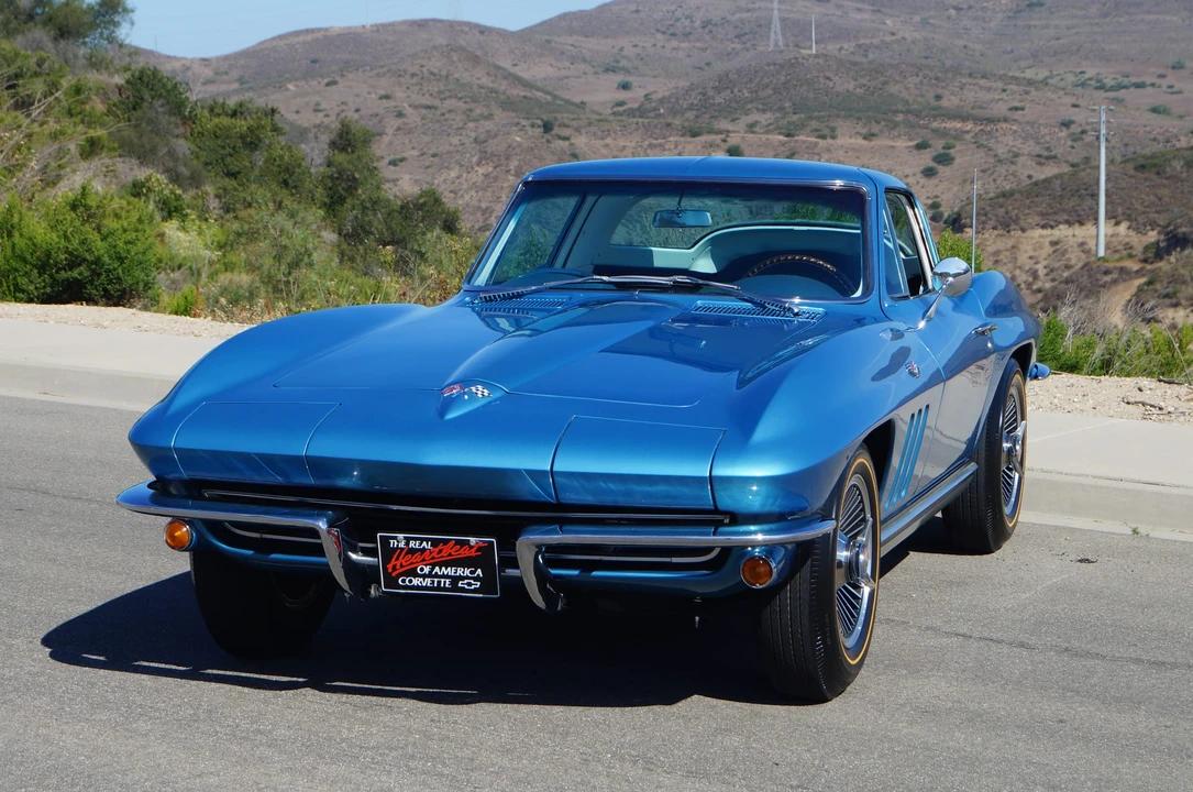 1965 Chevrolet Corvette C2 - Image 5 of 31