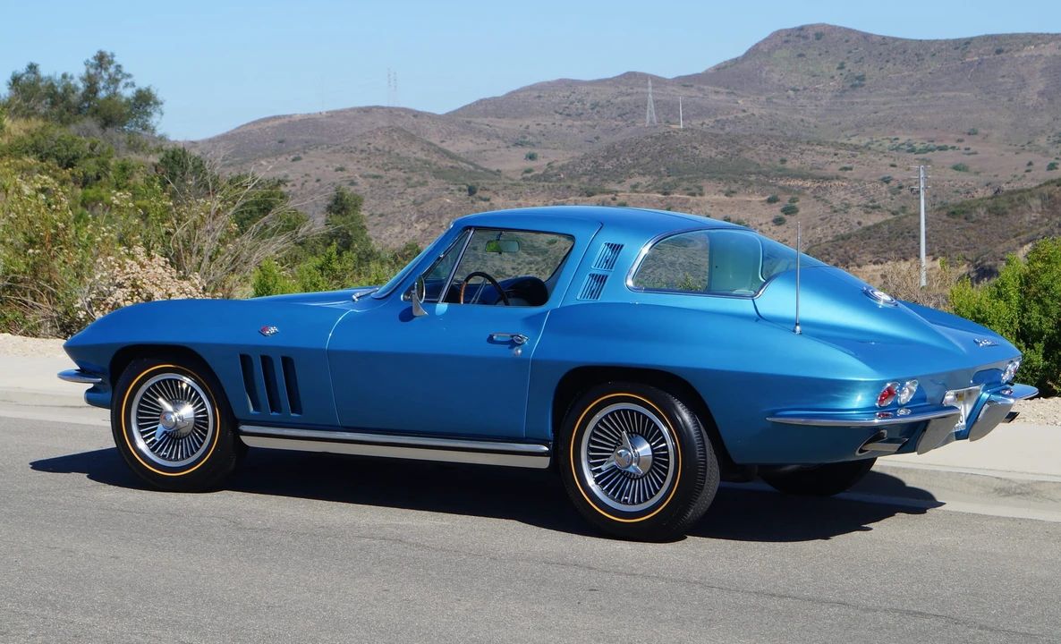 1965 Chevrolet Corvette C2 - Image 28 of 31