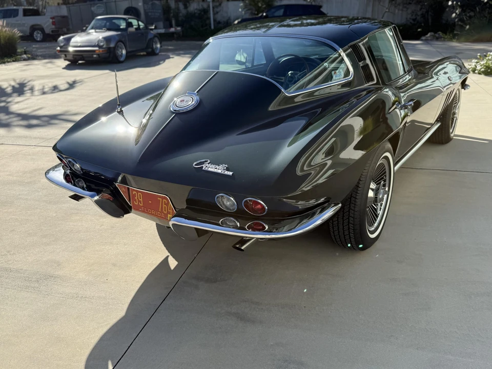 1965 Chevrolet Corvette C2 - Image 18 of 31
