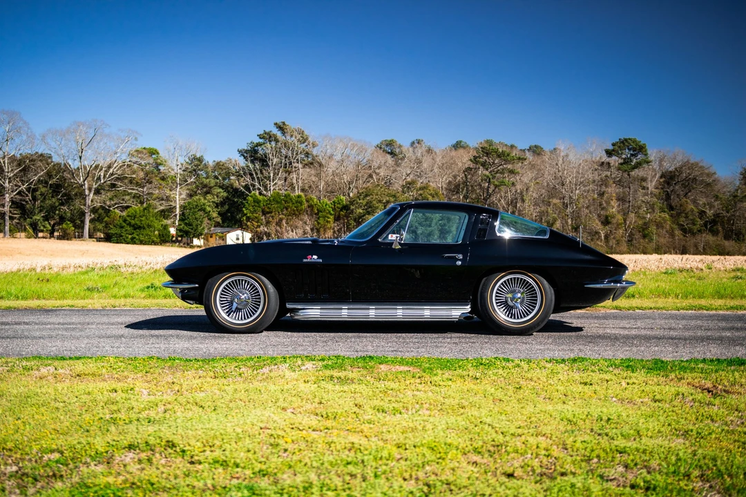 1965 Chevrolet Corvette C2 - Image 5 of 31