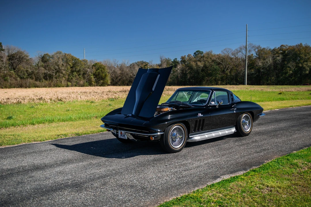 1965 Chevrolet Corvette C2 - Image 18 of 31