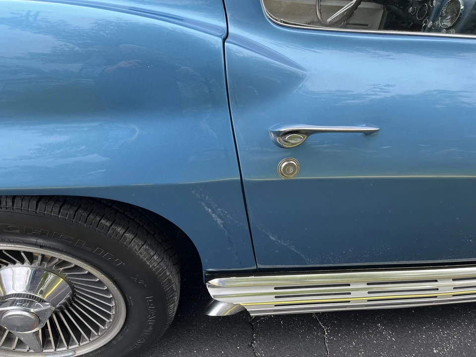 1965 Chevrolet Corvette C2 - Image 25 of 31