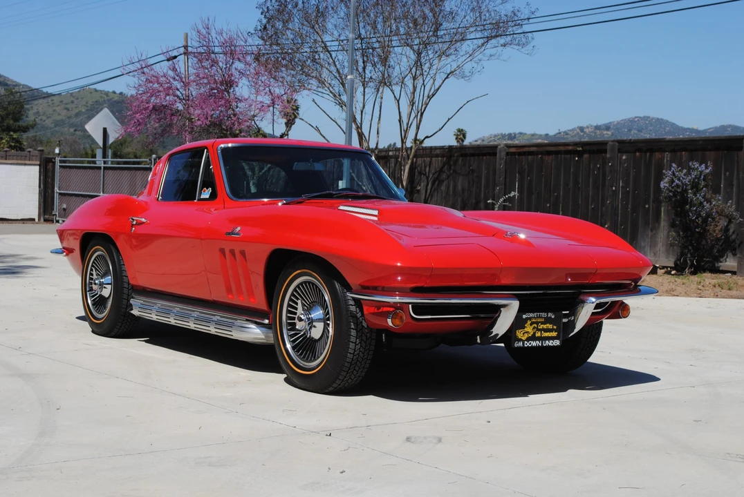 1965 Chevrolet Corvette C2 - Image 27 of 31