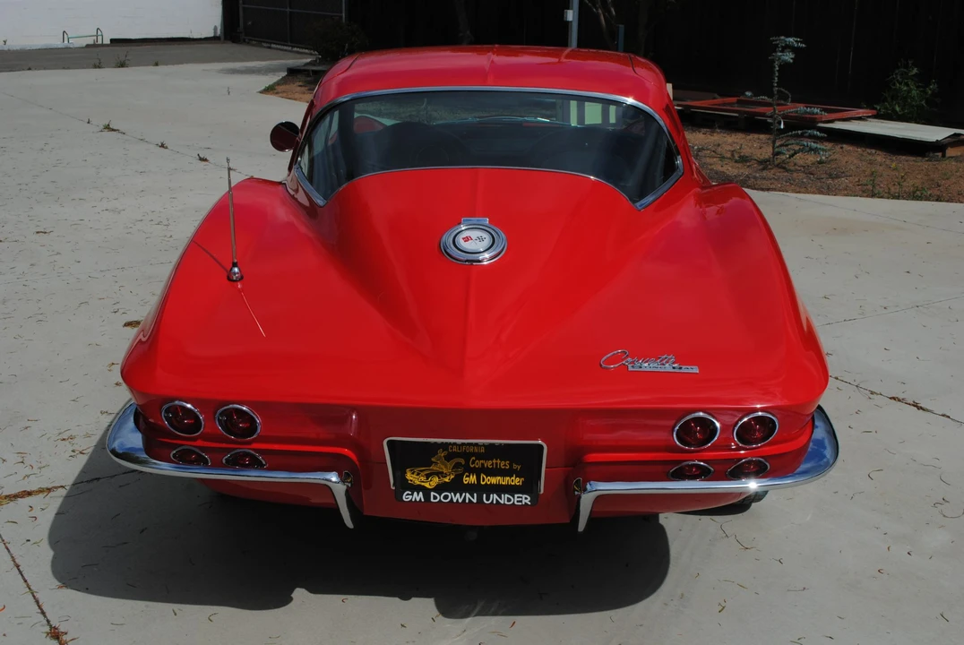 1965 Chevrolet Corvette C2 - Image 16 of 31