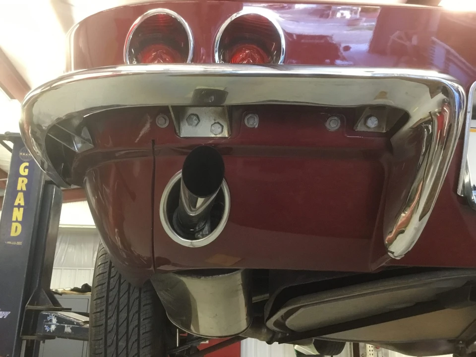 1965 Chevrolet Corvette C2 - Image 23 of 31