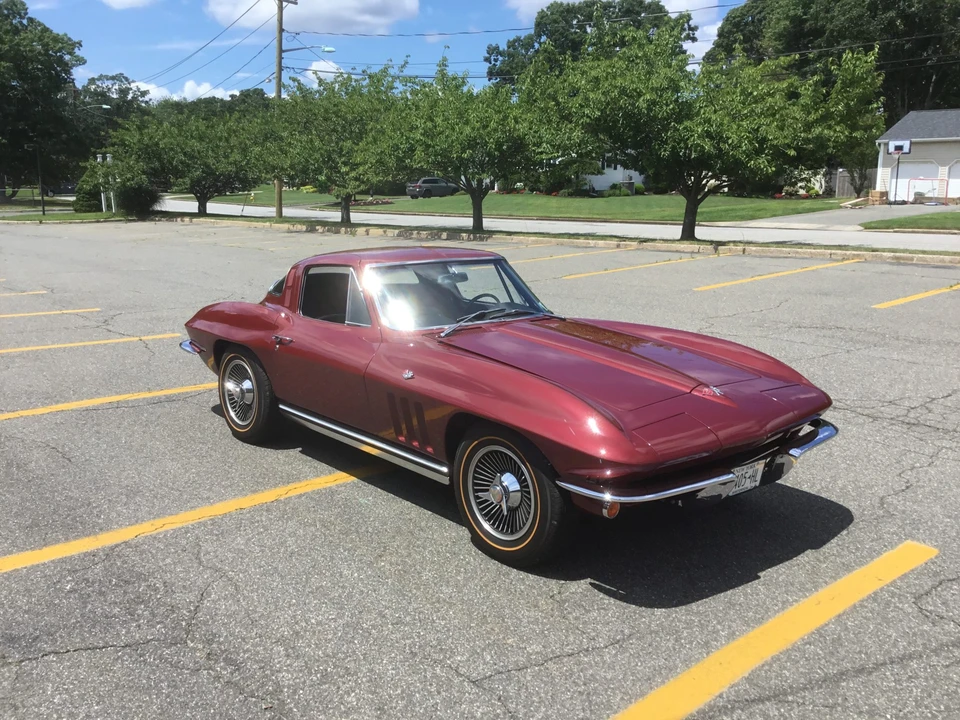 1965 Chevrolet Corvette C2 - Image 6 of 31