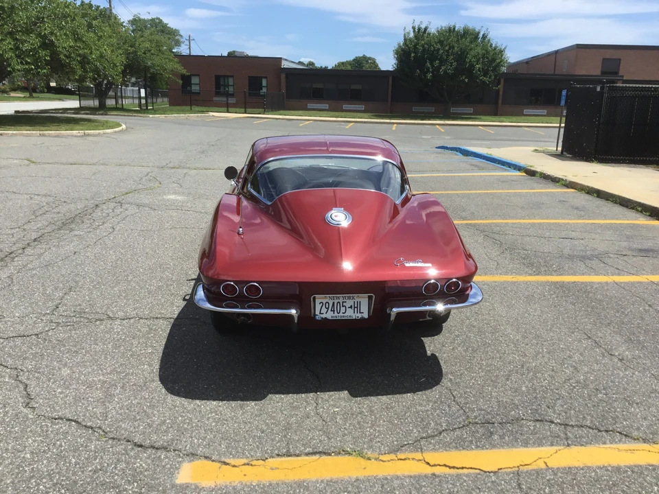 1965 Chevrolet Corvette C2 - Image 9 of 31