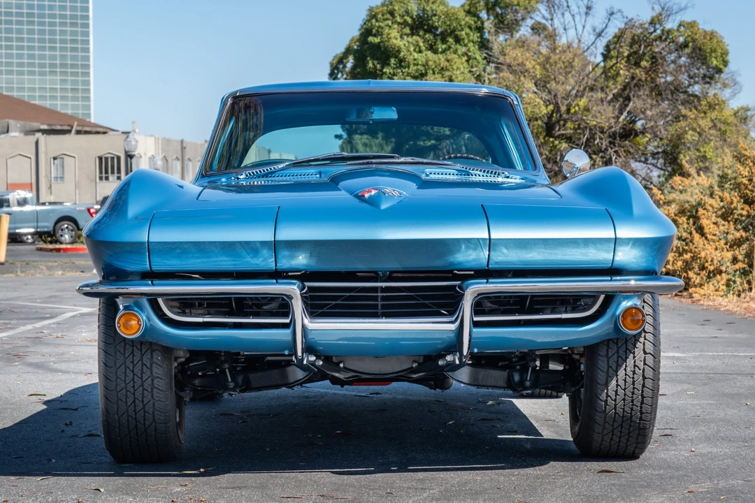 1965 Chevrolet Corvette C2 - Image 10 of 31