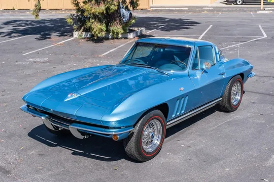 1965 Chevrolet Corvette C2 - Image 2 of 31