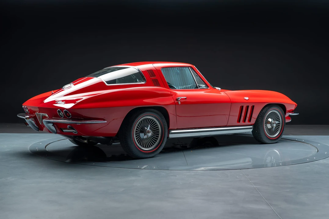 1965 Chevrolet Corvette C2 - Image 6 of 31