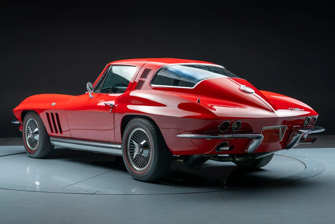 1965 Chevrolet Corvette C2 - Image 8 of 31