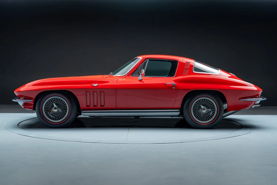 1965 Chevrolet Corvette C2 - Image 9 of 31