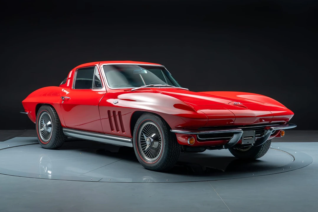 1965 Chevrolet Corvette C2 - Image 4 of 31