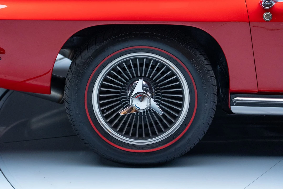 1965 Chevrolet Corvette C2 - Image 31 of 31