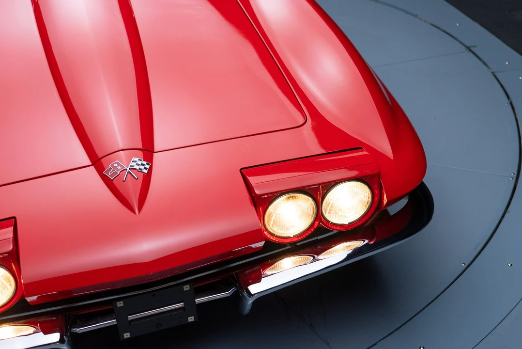 1965 Chevrolet Corvette C2 - Image 13 of 31