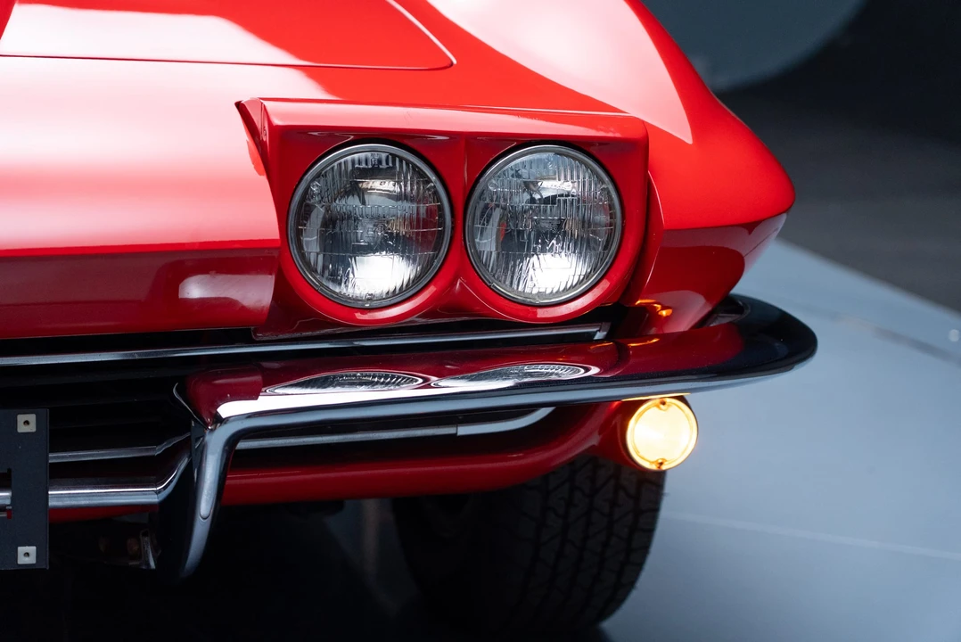 1965 Chevrolet Corvette C2 - Image 24 of 31