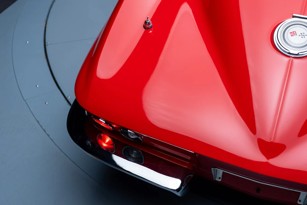 1965 Chevrolet Corvette C2 - Image 10 of 31